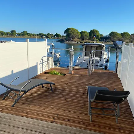 Holiday home Marina Tres Belle Vue Avec Ponton